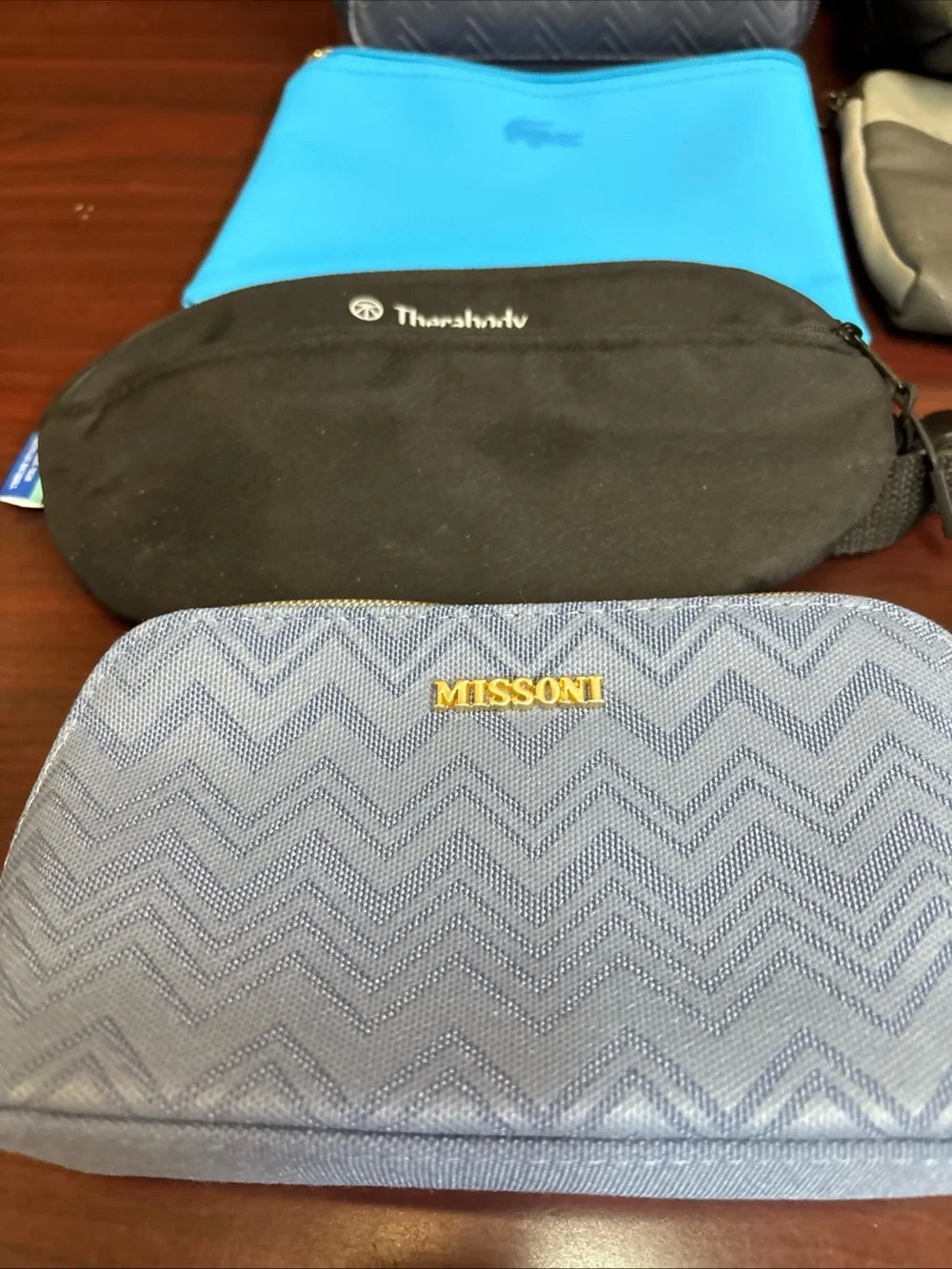 Airlines Travel Amenity Kit Toiletry Bag Delta Lacoste Shinola Brooks Bros Lot 8